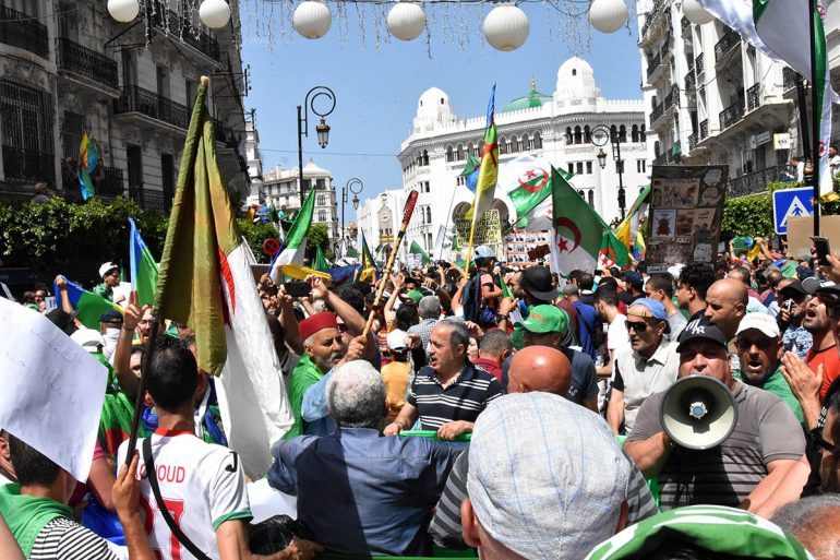Tous les manifestants ayant brandi le drapeaux Amazigh, placés sous mandat de dépôt