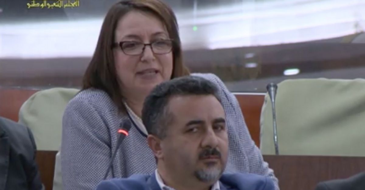 Nora Ouali: “Gaïd Salah tente de travestir la vérité”