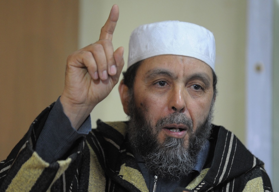 Pour Djaballah, Bensalah est un « président illégitime » !