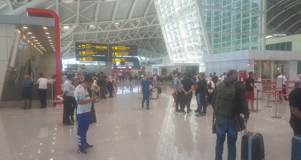 Nouvelle aérogare de l’aéroport international d’Alger : Admirer avant de prendre son envol !