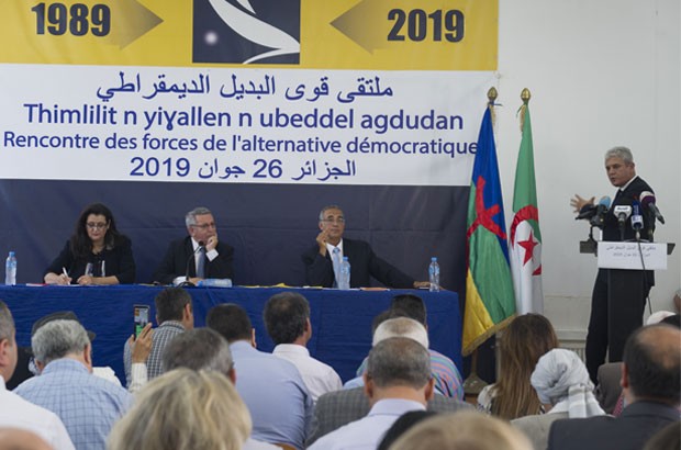 Réunion de l’opposition pour une transition politique : Ce qu’ont proposé les participants