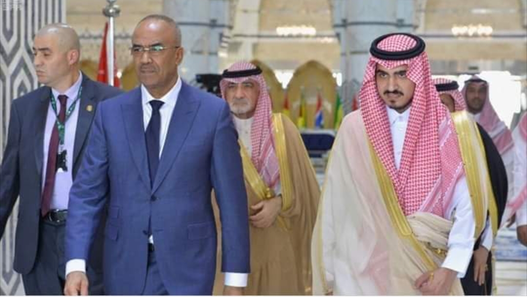 Noureddine Bedoui reçu par… le sous-gouverneur de Mekka