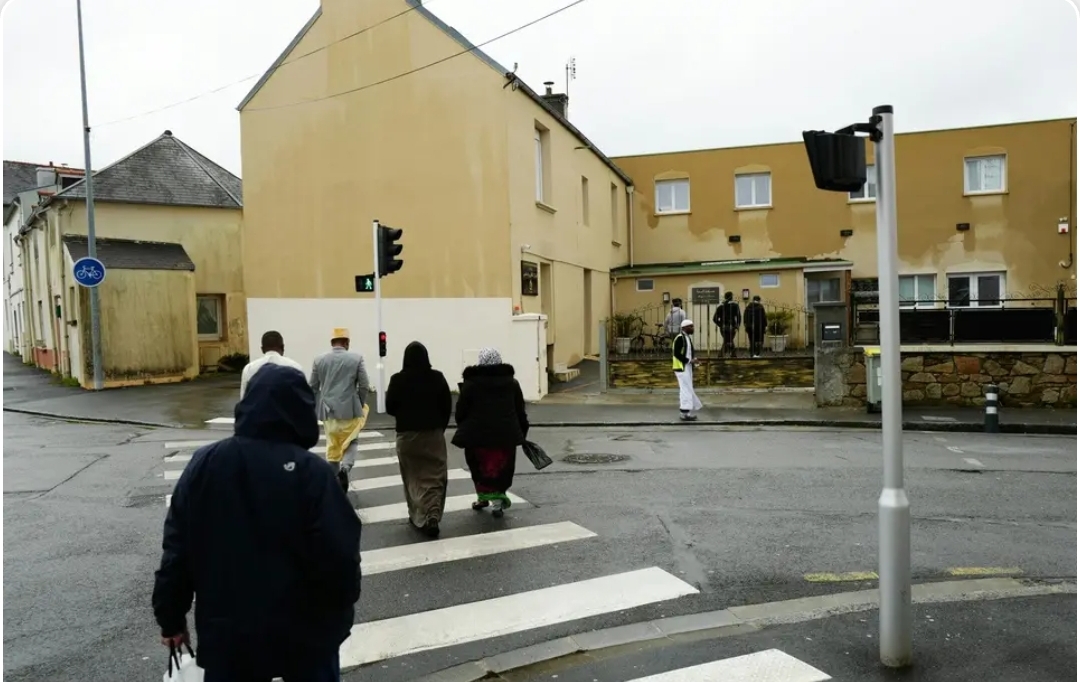 France : fusillade devant une mosquée à Brest !