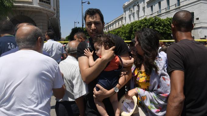 Tunisie: deux attentats contre la police à Tunis