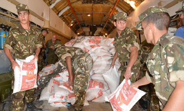 4 avions chargés d&rsquo;aides humanitaires, destinées à la ville de Ghat, atterrissent à l&rsquo;aéroport de Djanet