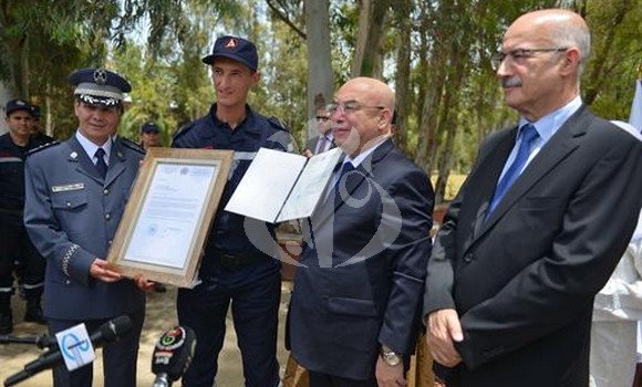 Le ministre de l&rsquo;Intérieur décerne « La Médaille de bravoure » au jeune pompier qui a sauvé deux femmes d&rsquo;un incendie