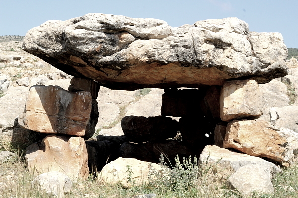 Destruction des dolmens de Bou Nouara à Constantine