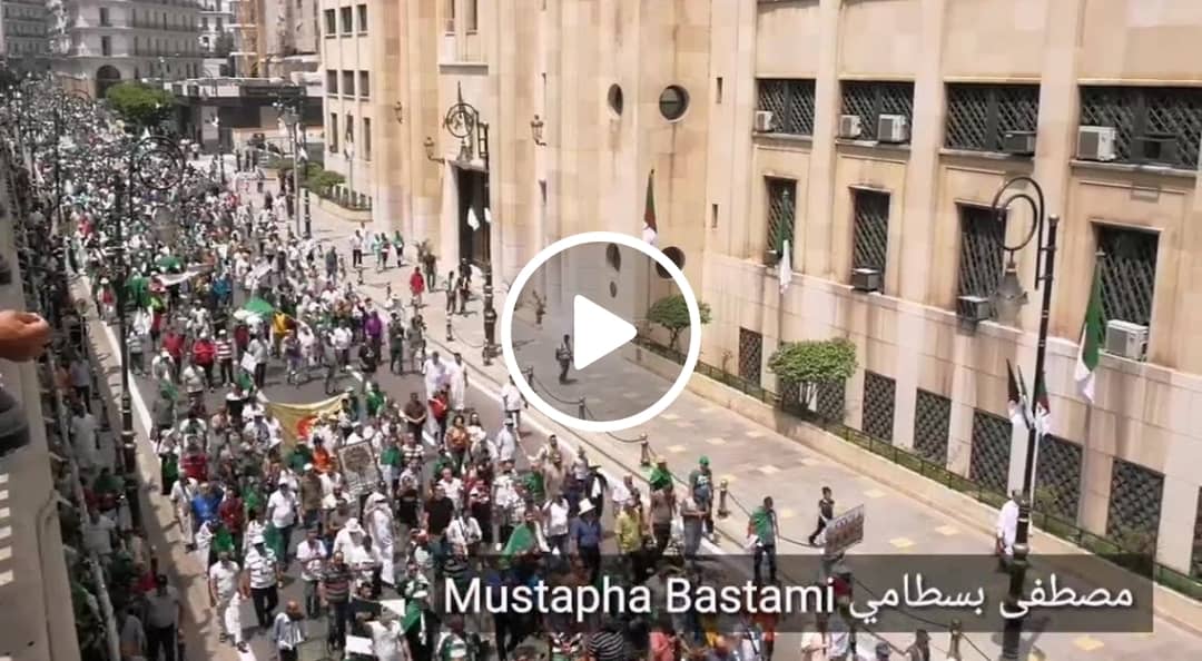 Les manifestants affluent sans arrêt vers le centre d’Alger !