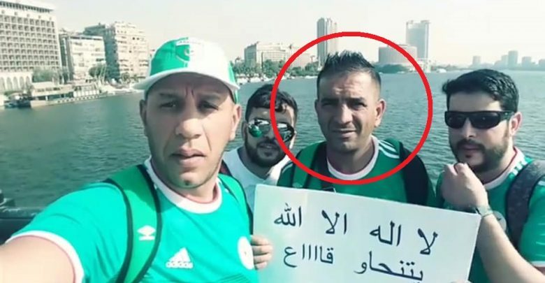 Le supporteur ayant brandi une pancarte « Yetnahaw ga3 » en Egypte a été condamné à un an de prison ferme