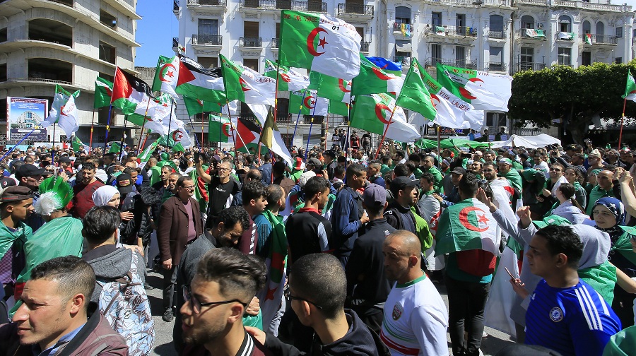 Une pétition nationale a été lancée par des militants politiques, des universitaires et des acteurs associatifs : Pour «la libération immédiate et sans condition» des détenus d’opinion