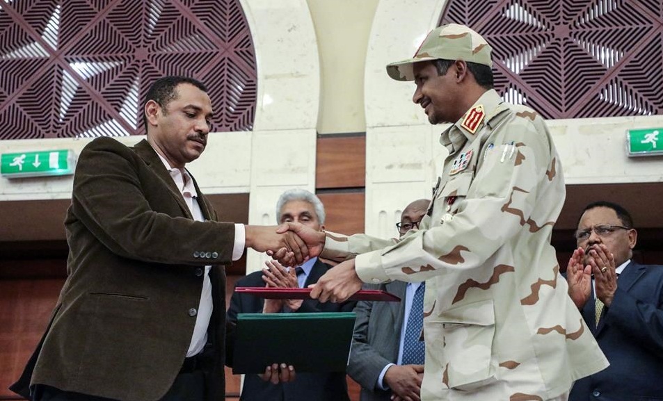 Soudan : les militaires et les civils signent un accord de partage du pouvoir !