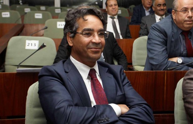 Remplacement de Bouchareb : Manœuvres au FLN