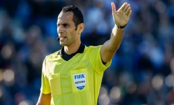 L’arbitre Ghorbal honoré par le wali d’Oran après ses prestations en Egypte