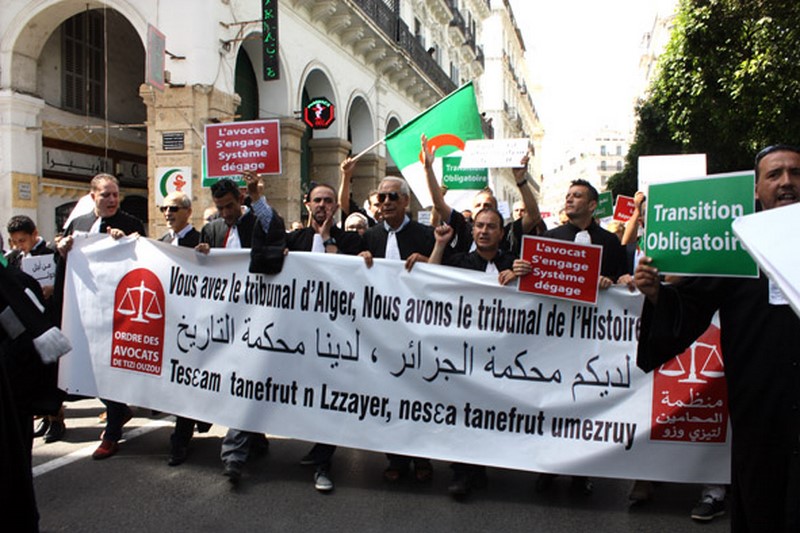 Affaire des manifestants : les avocats de la défense boycotteront la chambre d’accusation demain !