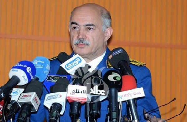 Bouhadba appelle au renforcement de la coopération avec les médias