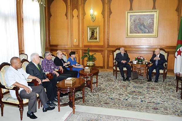 Sa désignation a été défavorablement accueillie par le mouvement populaire et l’opposition / Panel : pourquoi ça ne marchera pas