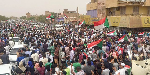 Face à des militaires prêts à embraser le pays : Les Soudanais maintiennent la mobilisation
