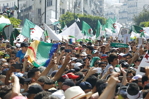 Demain, 21e vendredi de manifestations contre le système : Le mouvement populaire à l’heure du vide constitutionnel