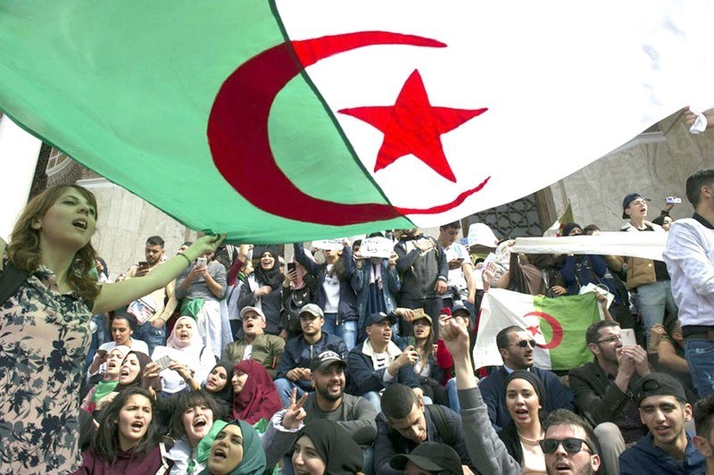 Les appels et les actions publiques se multiplient : Rangs serrés pour les libertés