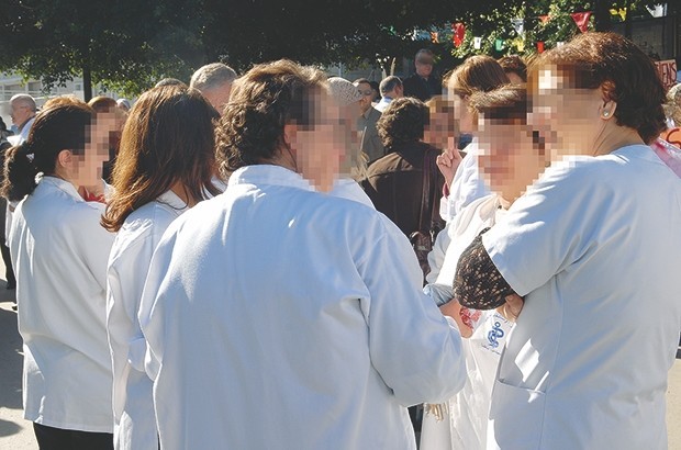 Des professeurs en médecine répondent à Gaïd Salah : “Il n’y a pas de traîtres parmi les marcheurs”