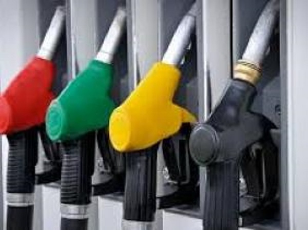 Carburants : «les raffineries suffisent pour couvrir la demande nationale»