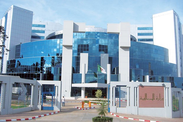 Réduction des importations : Les limites d’une politique