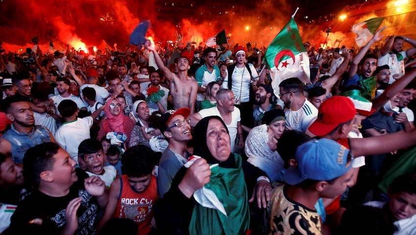 7 800 supporters attendus pour la finale : Les Algériens vont envahir Le Caire