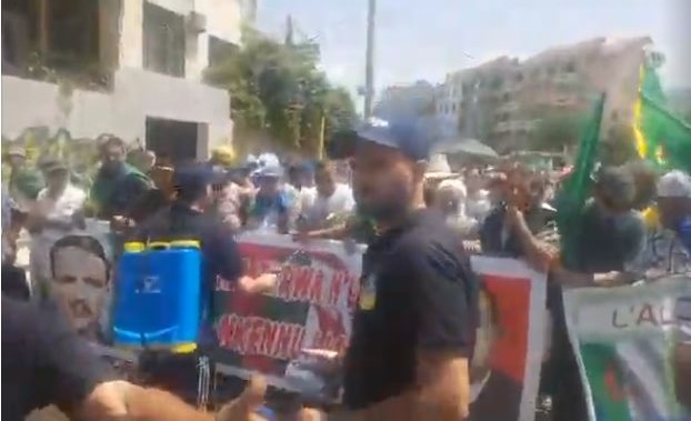 Vidéo : début des manifestations à Tizi Ouzou