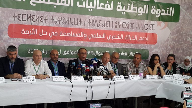 La société civile veut un dialogue ouvert !