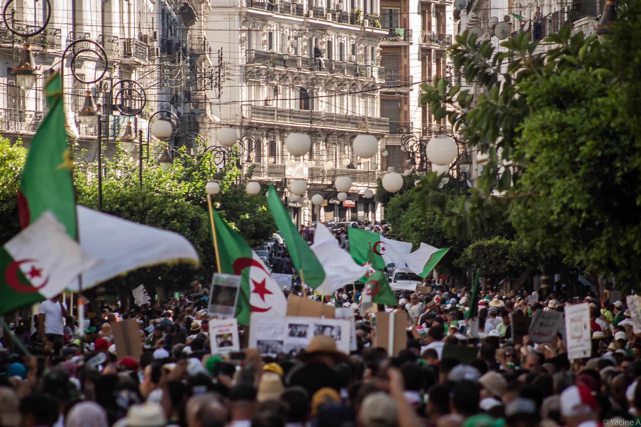 Plus belles photos du 27e vendredi à Alger par Yacine Aouli