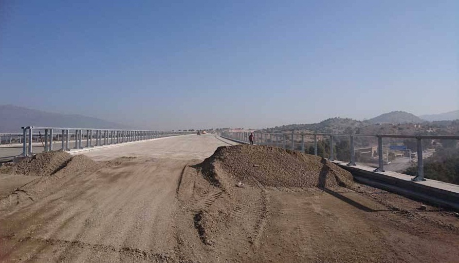 Conséquence du gel des comptes de l&rsquo;ETRHB : Plusieurs chantiers à l&rsquo;arrêt !