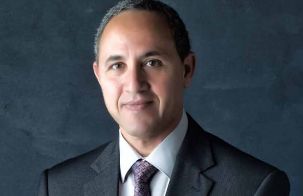 Présidentielle: la candidature de Mihoubi déposée