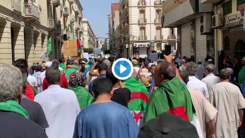 27e vendredi de la révolution pacifique à Oran