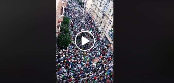 Impressionnante manifestation à Béjaïa !