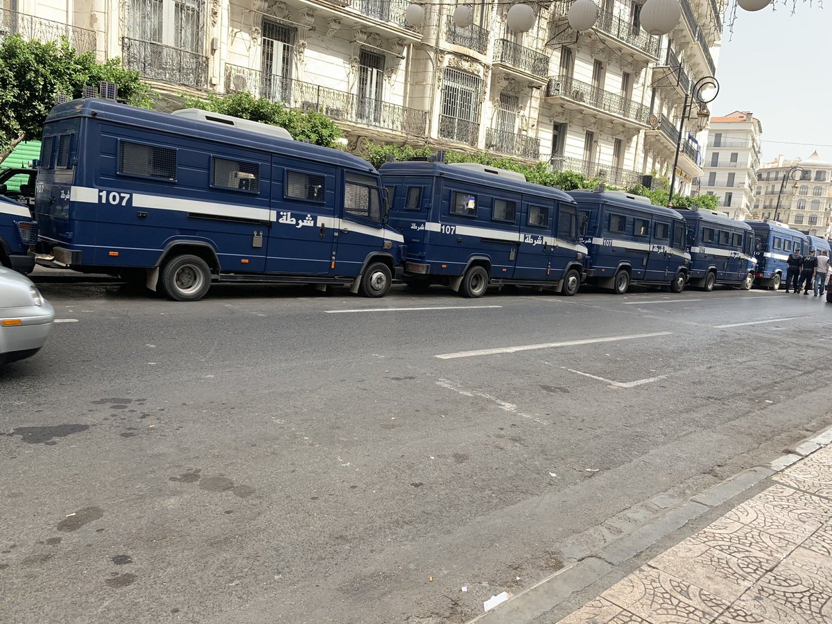 24e vendredi: toujours aucun signe d’apaisement