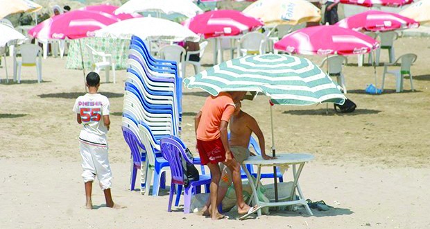 Exploitation illégale des plages à Alger : près de 1900 tables, 499 chaises et 855 parasols saisis