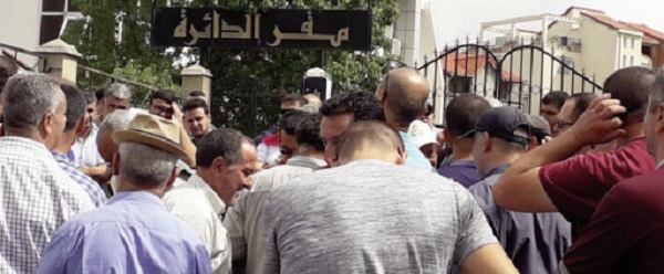 Azazga – Fermeture de la daïra et sit-in devant le palais de Justice : Les dessous d’une protestation