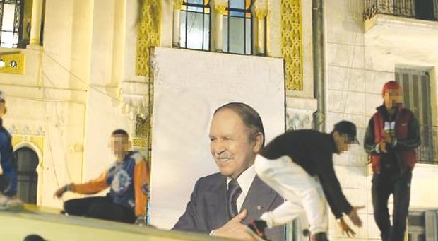 Elles veulent représenter la wilaya au dialogue : Des organisations pro-Bouteflika s’agitent à Tizi Ouzou