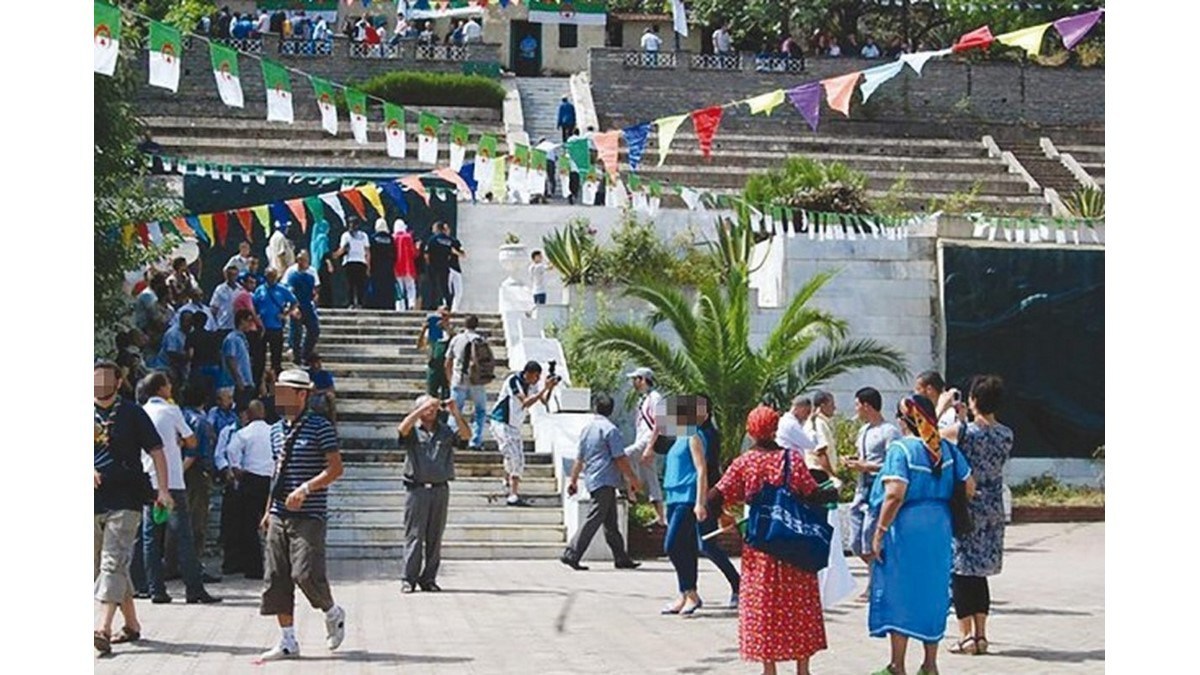 Intervenant dans un contexte politique particulier : Le 20 Août, un double anniversaire pas comme les autres