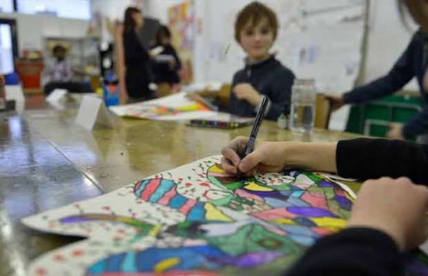 Agence nationale des déchets : Campagne nationale sous le slogan «Toiles artistiques avec des doigts écologiques»