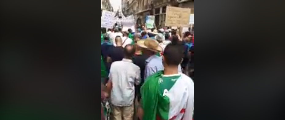 24e vendredi: mobilisation pacifique à Oran