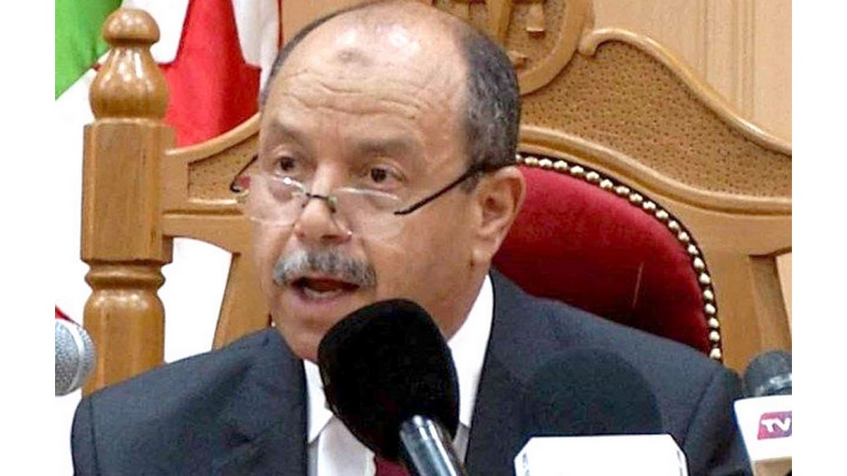 Belkacem Zeghmati demande la levée de l’immunité parlementaire de 2 sénateurs