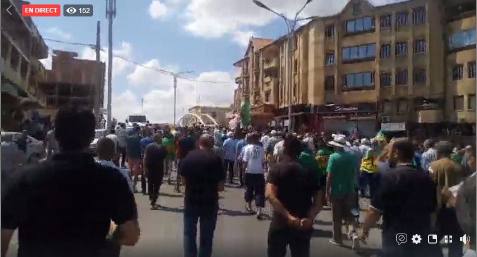 29e vendredi à Bouira: les manifestants réclament le départ des « B » restants