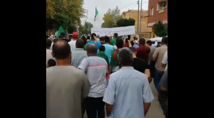 31e vendredi : Imposante marche à Ain Defla