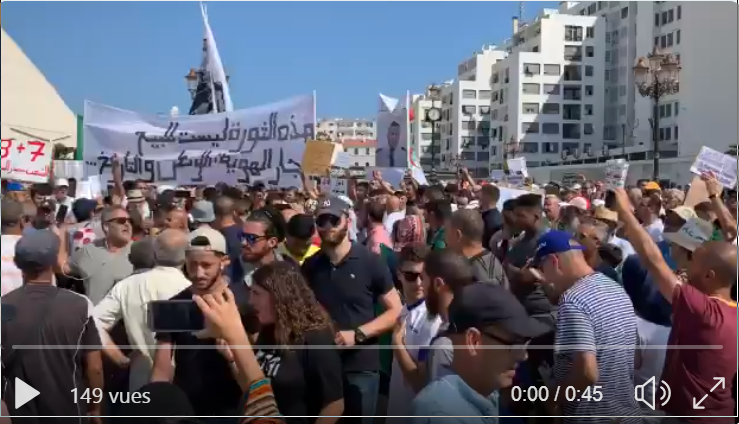 28e Mardi du Hirak estudiantin: Début du rassemblement