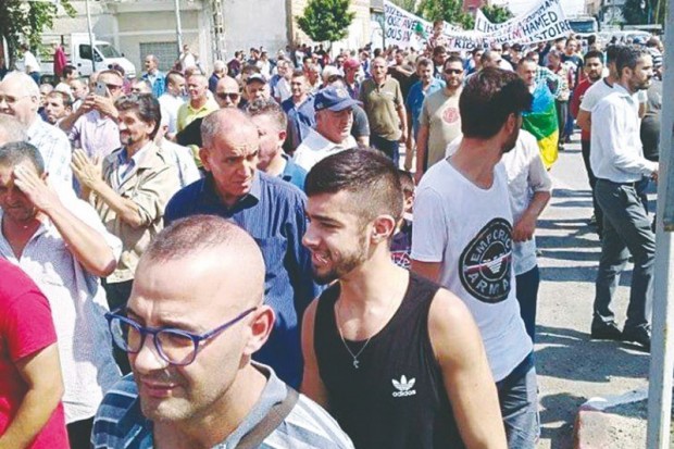 La population exige la libération des détenus d’opinion : Grève et marche à Ifri-Ouzellaguen