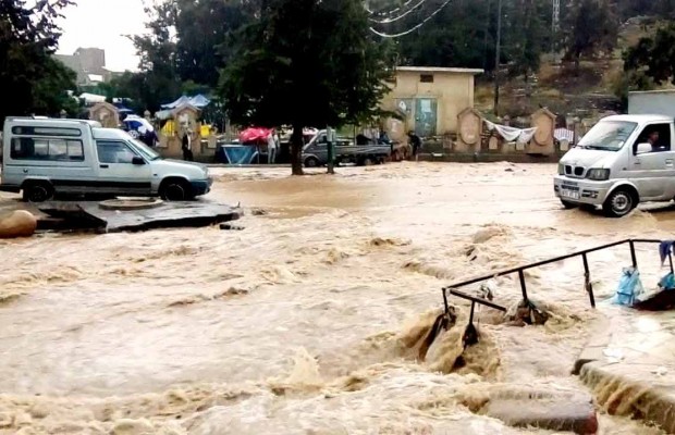 Guelma : Des pluies diluviennes paralysent la ville