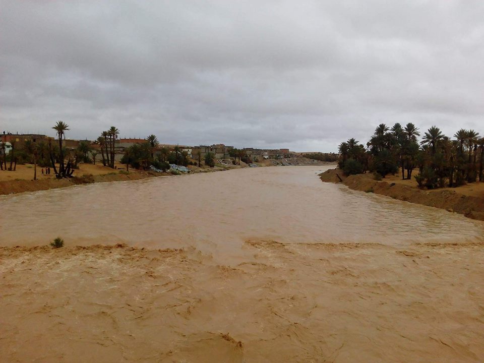 Bechar : poursuite des recherches pour retrouver l’enfant emporté par la crue d’oued Meliass à Béni-Ounif