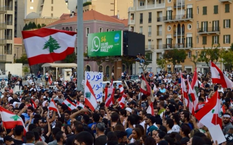 Vaincu par la rue, le premier ministre du Liban démissionne