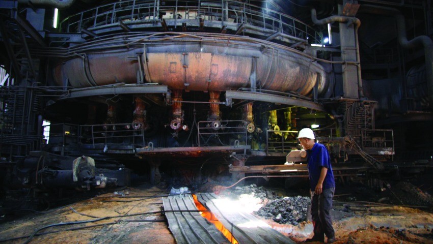 Arrêt du haut-fourneau n°2 : El Hadjar au centre de la polémique